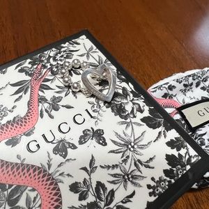 Authentic Gucci Heart Toggle Ring size 6